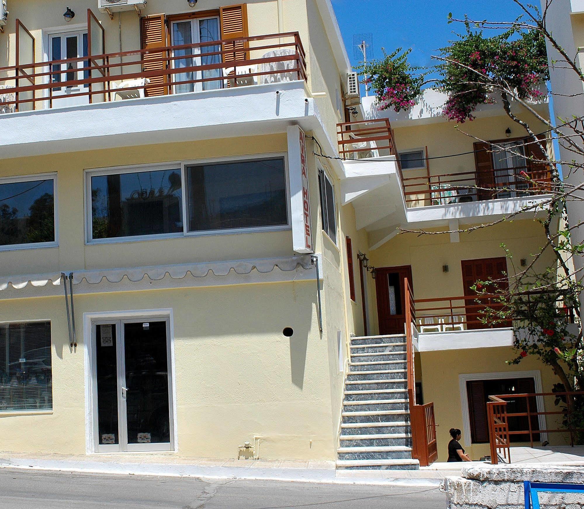 Avra Rooms Kárpatos Exterior foto